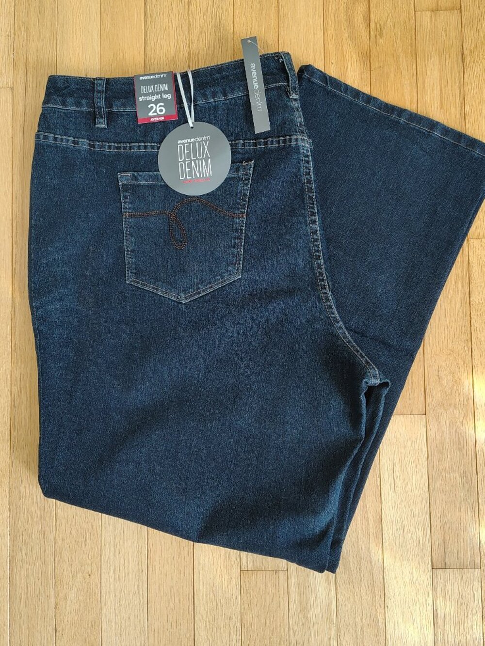 NWT AVENUE JEANS SIZE 26W AVG STRAIGHT LEG